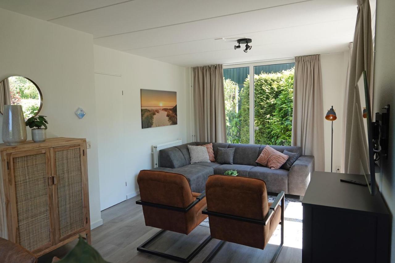 Bungalows - Bungalowpark Mooyeveld - Uniek Gelegen In De Duinen! エグモント・ビネン 部屋 写真