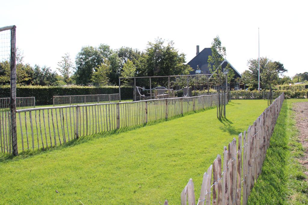 Bungalows - Bungalowpark Mooyeveld - Uniek Gelegen In De Duinen! エグモント・ビネン エクステリア 写真
